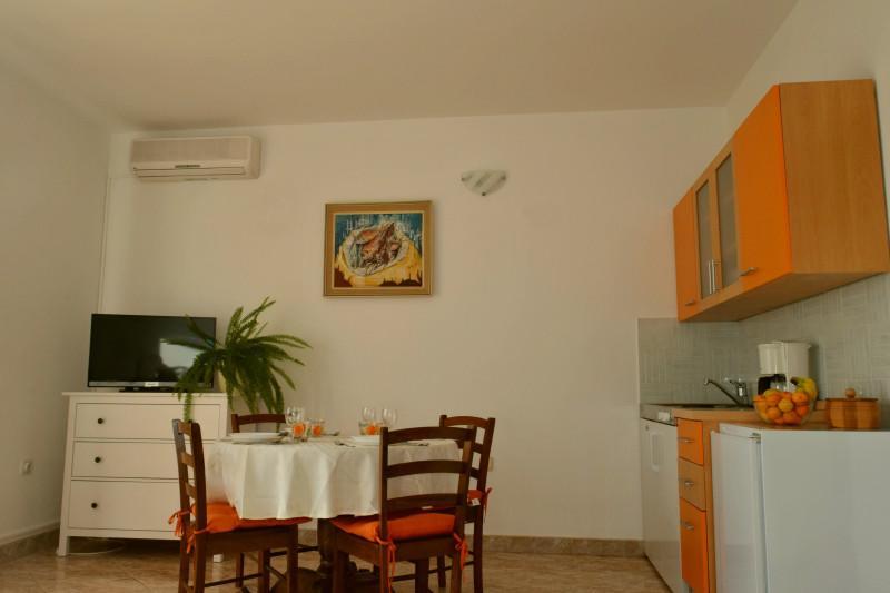 Apartments Jenny โนวีวีโนดอลสกี ภายนอก รูปภาพ